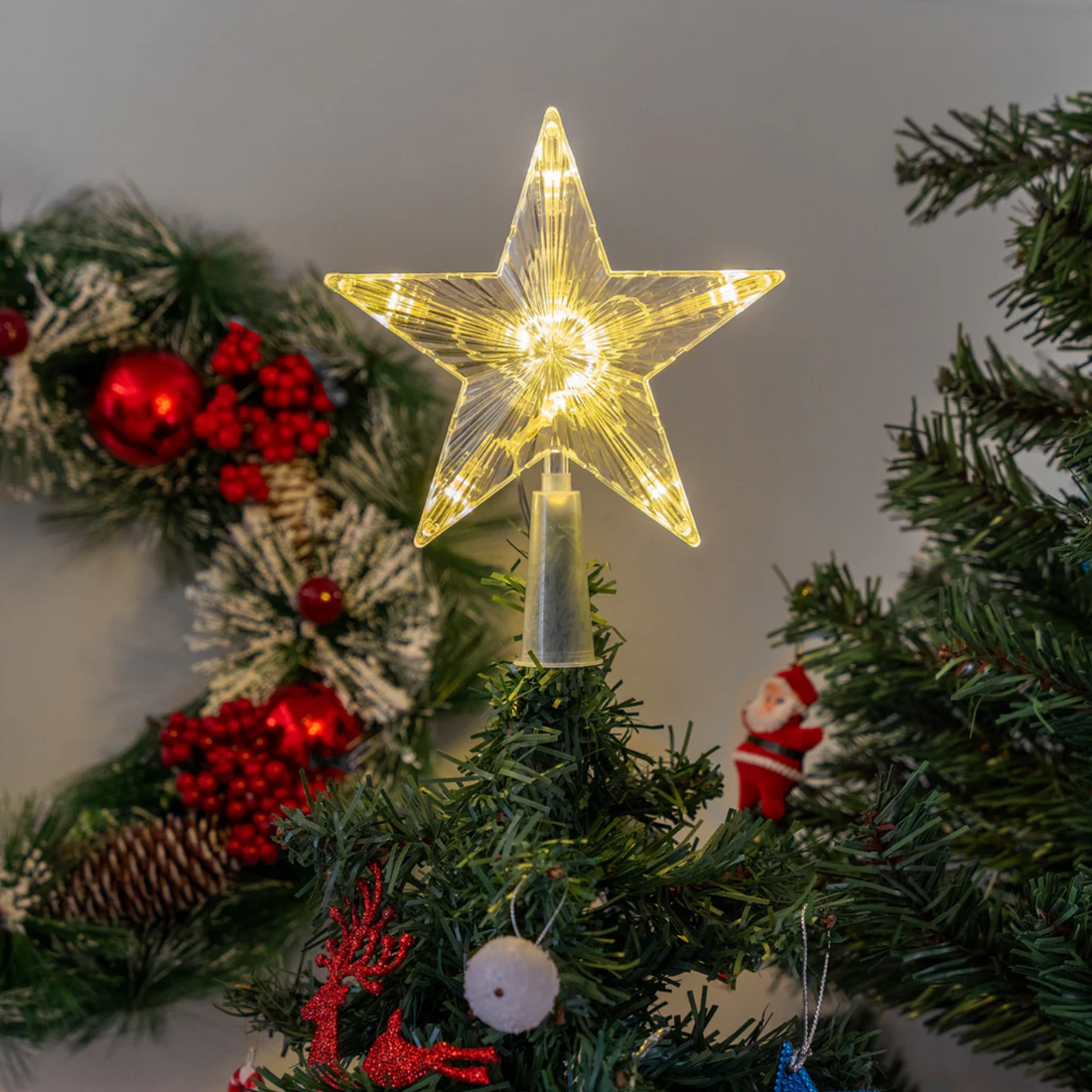 Top Tree Toppers of the Season: A Casamellow Style Guide