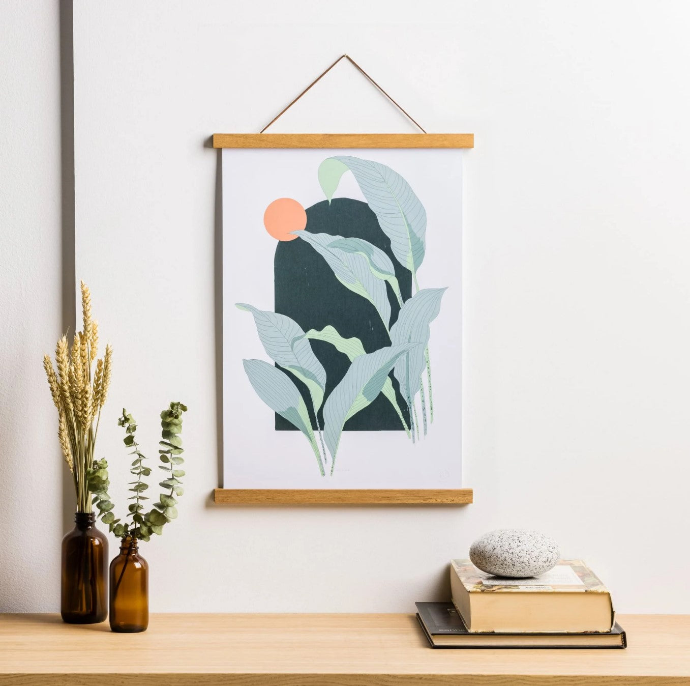 magnetic frame