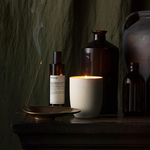 Aesop Ptolemy Aromatique Candle | Resinous, Earthy, Woody Scented | 55-65 Hour Burn Time | Vegan-Friendly | 10.5 oz