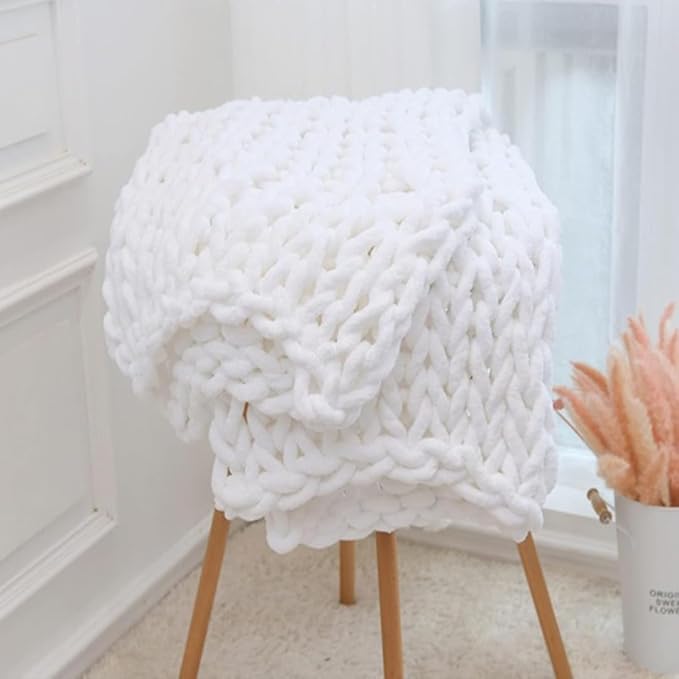 Chunky Knit Blanket Throw 40"×40", Hand Knitted Warm Chenille Throw Blanket, Home Decor Soft Thick Yarn Cable Knit Blanket, Soft Breathable Fleece Banket Christmas for Couch Bed Sofa Best Gift (White)