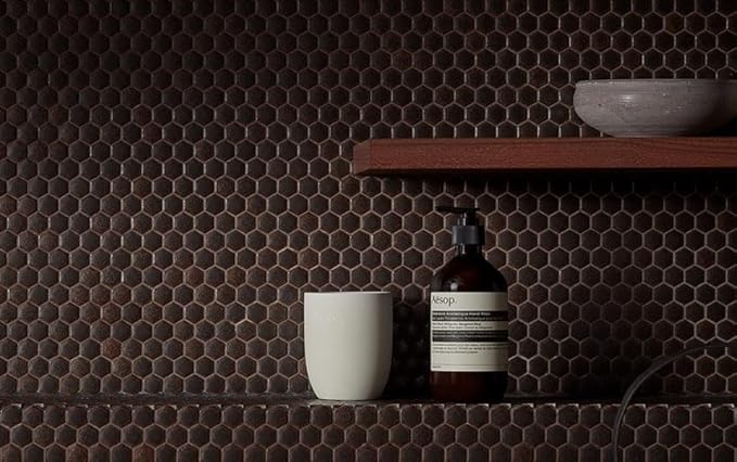 Aesop Aganice Aromatique Candle | Floral, Spicy, Fresh Scented | 55-65 Hour Burn Time | Vegan-Friendly | 10.5 oz