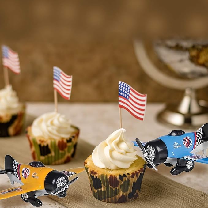 ArtCreativity Diecast Classic Wing Airplane Toys with Pullback Mechanism, Set of 2, Diecast Metal Jet Plane Toys for Boys, Aviation Party Favors, Goodie Bag Fillers for Kids