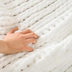 Esterra Chunky Knit Blanket Throw 40"x50", 100% Hand Knitted Chenille Throw Blanket, Cozy Soft Thick Cable Knit Throw Large Rope Knot Crochet Throw Blanket for Sofa Couch Bed, Snow White