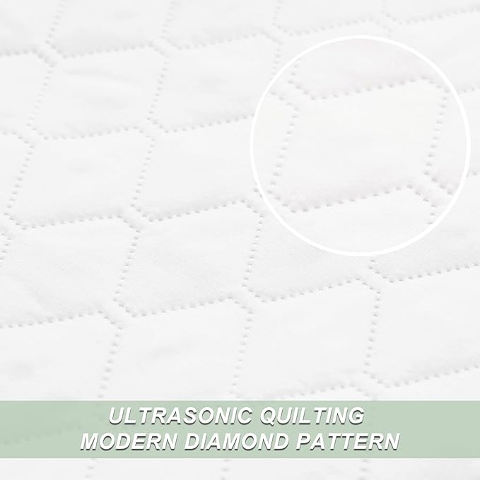 Exclusivo Mezcla Reversible California King Size Quilt Bedding Set with Pillow Shams, Lightweight Quilts Cal King Size, Soft Bedspreads Bed Coverlets for All Seasons - (White, 112"x104")