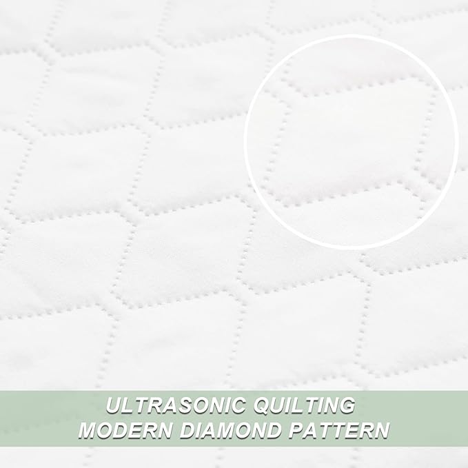 Exclusivo Mezcla Reversible King Size Quilt Bedding Set with Pillow Shams, Lightweight Quilts King Size, Soft Bedspreads Bed Coverlets for All Seasons - (White, 104"x96")