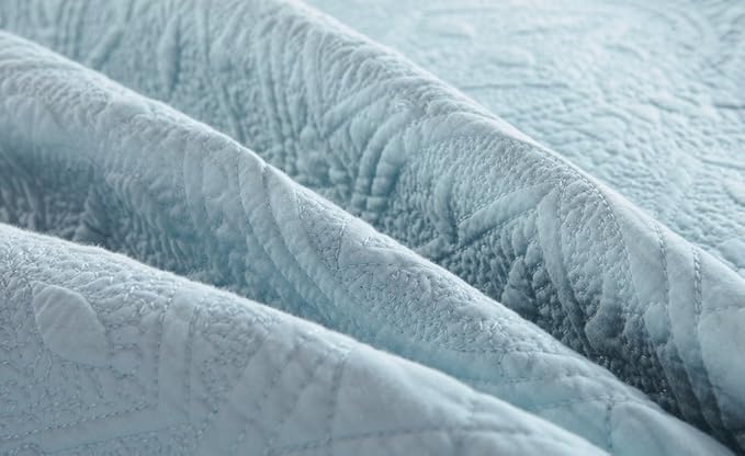 Calla Angel Sage Garden Luxury Pure Cotton Quilt, King, Light Aqua