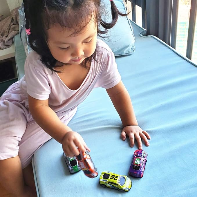 Pull Back Racing Cars Die cast Race Car Vehicles,3 Inch Metal Friction Powered Car Toys for Toddlers, Set of 5 (Racing Cars)