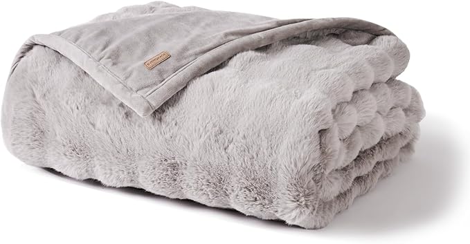 EVERGRACE Ultra Soft Luxury Fluffy Ridgeline Faux Rabbit Fur Throw Blanket, Thick Warm Bubble Throw for Bed, Cozy Plush Reversible Blankets for Couch, Chair, Sofa, Taupe, 50x60 Inches, 870 GSM