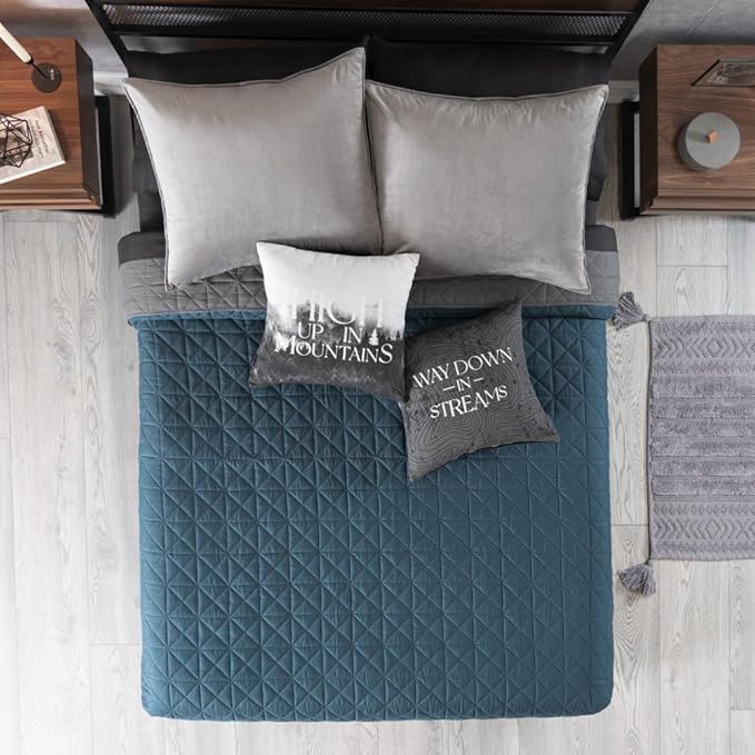 Vianney Twin Comforter - Novo Cobalto Reversible Lightweight Blanket 71x93 inches - Soft Fleece Cozy Throw for Couch or Bed in Cobalt Blue and Dark Grey with Triangular Quilt Pattern