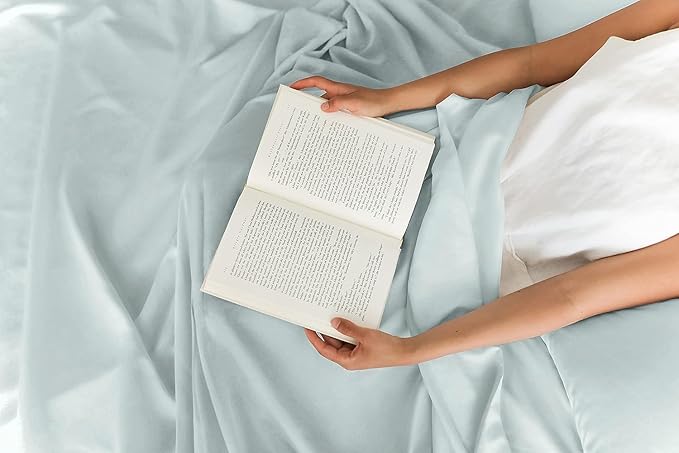 Twin XL Sheets Set 4 Piece - Includes 2 Pillowcases - Bed Sheets Twin XL Size - Soft Hotel Luxury Bedding - Cooling, Comfy & Breathable - 1 Flat & 1 Fitted & 2 Pillowcases w/ Deep Pockets - Ice Blue