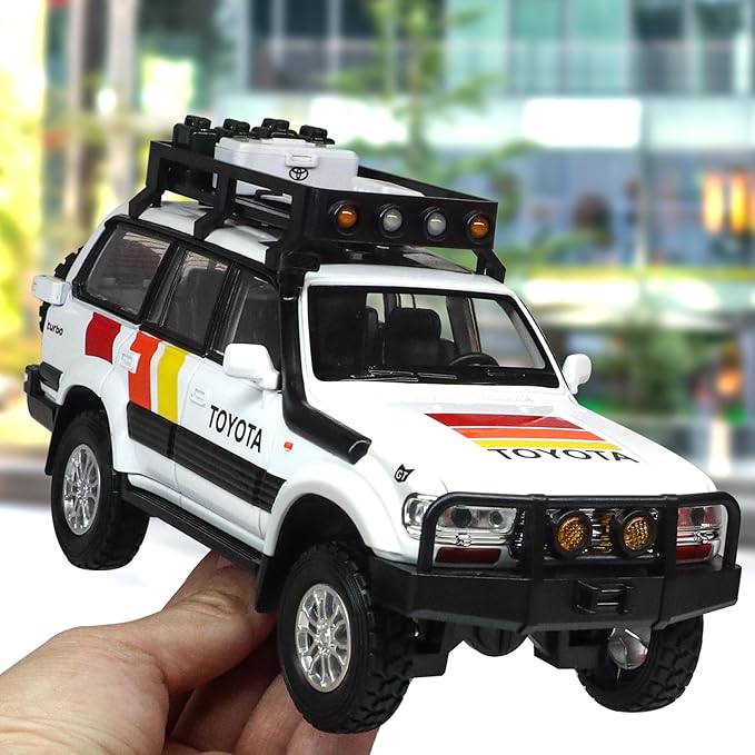 Toy Cars for Boys Diecast Cars 1 24 Scale Compatible with Land Cruiser LC80 Car Model Collectible,Pull Back Toy Car with Lights and Sounds,Toy Cars for Boys Age 4-7（White）