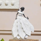 DiliComing Fairy Garden Accessories Outdoor Statue - Table Decor for Living Room Garden Maiden Bookshelf Decor Xmas Resin Holly Leaves Maiden White Statue 10.5 * 6.0 * 14.5 Inch