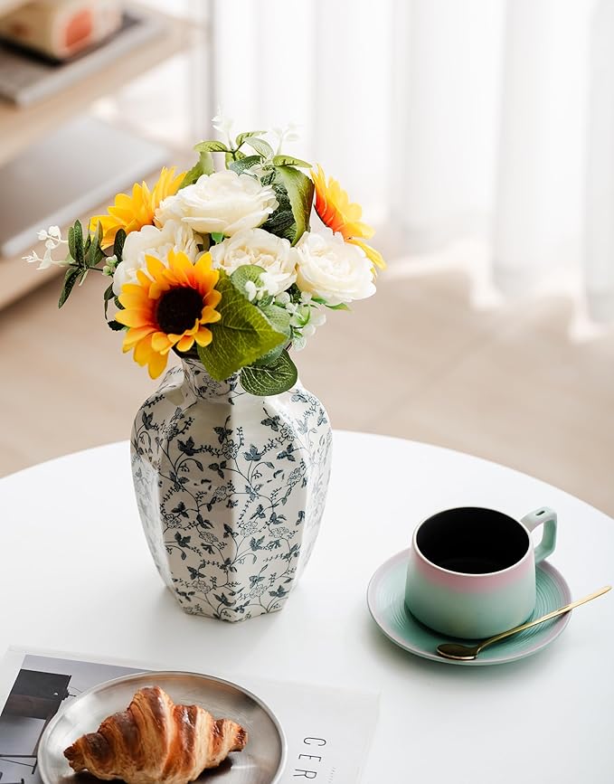 Blue and White Vase, Vintage Blue Ceramic Flower Vessel,Ceramic vases for Home Decor,Vintage Green and Beige for Console Table Mantle Chinoiserie Decor (Retro-01, Large)
