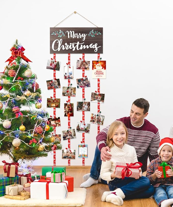 AKEROCK Christmas Card Holder Display, Christmas Wall Decor - Wooden Hanging Christmas Picture Frame with 30 Clips for Xmas Holiday Wall Door Window Home Décor