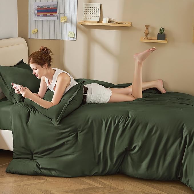 Litanika Dark Olive Green Twin/Twin XL Comforter Set, 2 Pieces Solid Bedding Comforter Set, All Season Fluffy Bed Set (66x90In Comforter & 1 Pillowcase)
