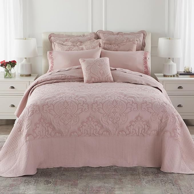 BrylaneHome Bedding Lightweight All Season Modern Amelia Quilted Damask Oversized Ultra Soft Bedspread - Twin, Lavender