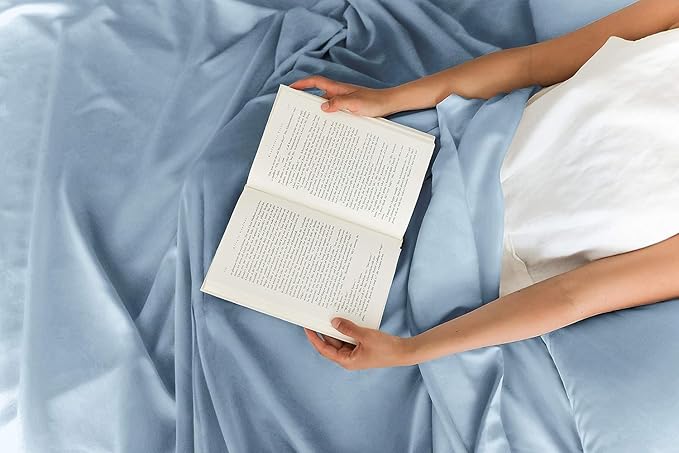 Twin Sheets Set 4 Piece - Includes 2 Pillowcases - Bed Sheets Twin Size - Soft Hotel Luxury Bedding - Cooling, Comfy, Cozy & Breathable - 1 Flat & 1 Fitted & 2 Pillowcases w/ Deep Pockets - Baby Blue