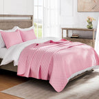 Exclusivo Mezcla Reversible Twin Quilt Bedding Set with Pillow Sham, Lightweight Quilts Twin Size, Soft Bedspreads Bed Coverlets for All Seasons - (Bright Pink, 68"x88")