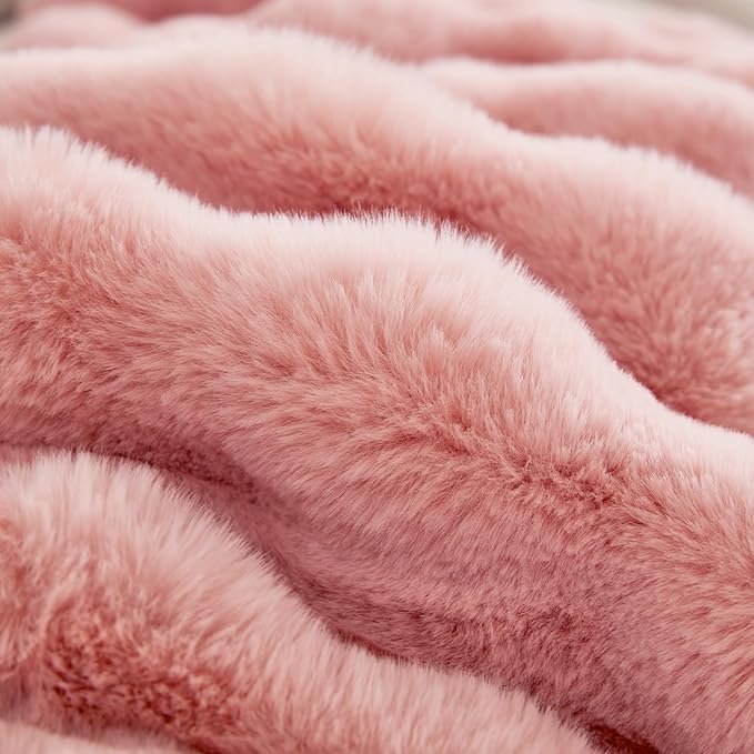 BENVWE Faux Fur Throw Blanket for Couch Bed - Fluffy Soft Thick Bubble Blanket for Living Room Home Decor - Mothers Day Birthday Gifts for Women, Dusty Pink, 63" x 80"