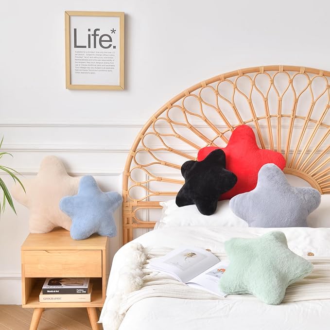 Xiashrk Star Pillow, Decorative Throw Pillows for Bed Couch, 15" Star Shaped Pillow Plush Floor Cushions Room Decor Pillow with Faux Rabbit Fur for Sofa Bedroom Living Room (Black, 15" x 15")