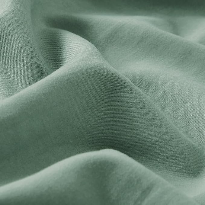 Bedsure Sage Green Duvet Cover King Size - 3 Pieces Prewashed Cotton-Like Extra Soft Bedding Set, Includes 1 Duvet Cover 104x90 Inches with Zipper Closure & 2 Pillow Shams, Comforter Not Included