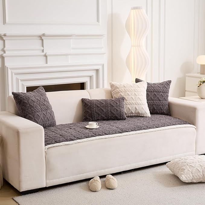 Plush Couch Cover for Pets Super Soft Sofa Covers for Cats & Dogs Washable Sofa SlipCover Furniture Couch Protector for Living Room(35" x 71", Gray)