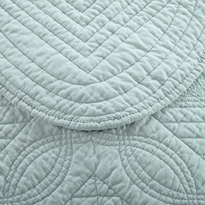 Calla Angel Sage Garden Luxury Pure Cotton Quilt, King, Light Aqua