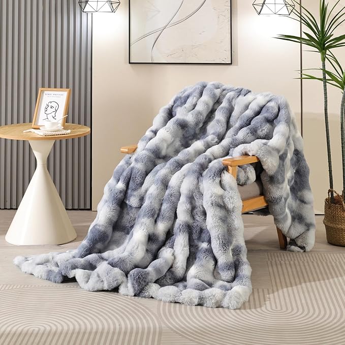 Latepis Faux Fur Fluffy Blanket for Couch, Super Soft Luxury Faux Fur Bubble Plush Thick Warm Cozy Fuzzy Twin Blanket for All Seasons, 60” x 80”, Tie-dye Blue, 860GSM