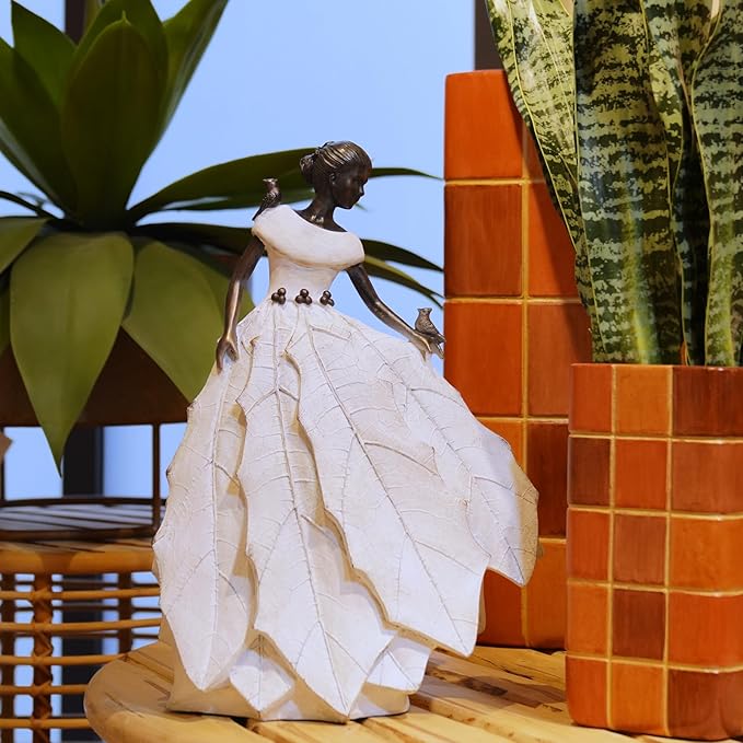 DiliComing Fairy Garden Accessories Outdoor Statue - Table Decor for Living Room Garden Maiden Bookshelf Decor Xmas Resin Holly Leaves Maiden White Statue 10.5 * 6.0 * 14.5 Inch