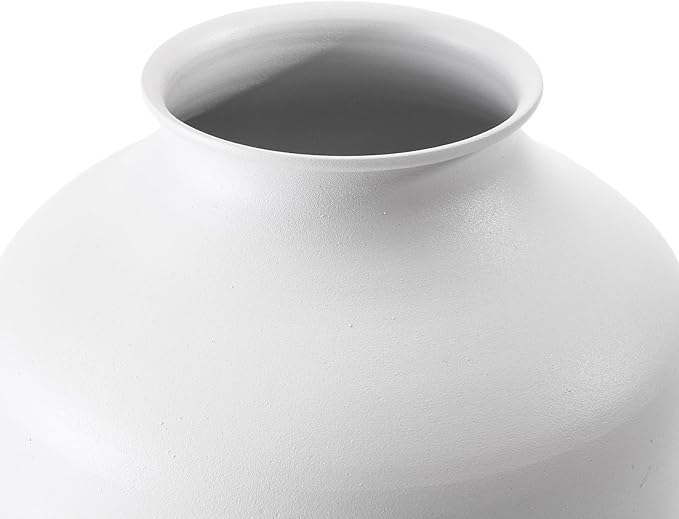 Goaste Metal Matte Flower Vase, Small White Vase for Flowers, 6.3 Inch Tall Iron Frosted Floral Arranging Vases, Nordic Style Round Boho Vases for Modern Minimalist Home Decor, Wedding, Bookshelf