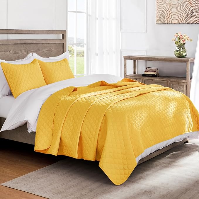 Exclusivo Mezcla Reversible Full Queen Quilt Bedding Set with Pillow Shams, Lightweight Quilts Queen Size, Soft Bedspreads Bed Coverlets for All Seasons - (Bright Yellow, 90"x96")