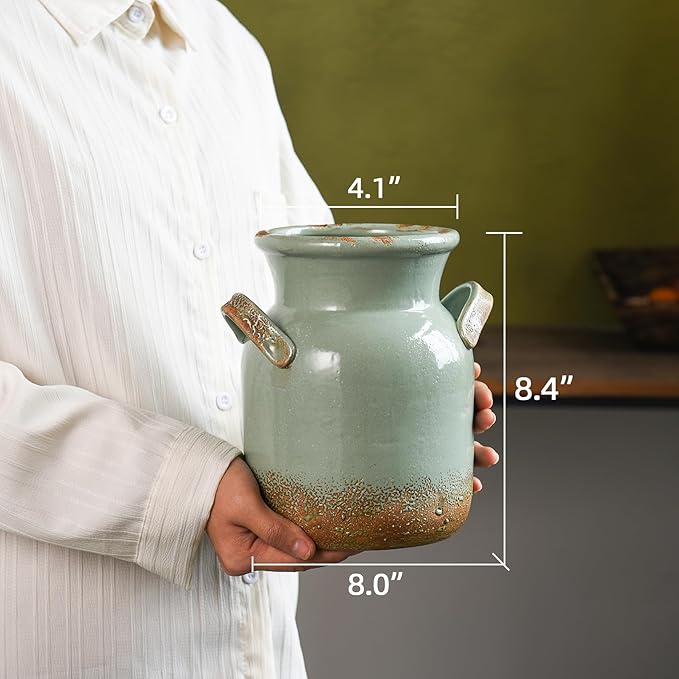 Quoowiit Ceramic Rustic Farmhouse Vase, Distressed Decorative Flower Vases for Home Decor, Ideal Shelf Decor, Green Boho Vase for Living Room Bedroom Kitchen Office Centerpiece Table Decorations