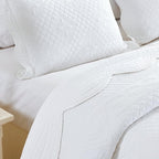 Calla Angel Sage Garden Luxury Pure Cotton Quilt, King, White