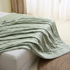 EP Mode Lightweight Quilt Blanket for Summer, Viscose from Bamboo Fabric & Filling, Natural, Breathable & Machine Washable- Sage Green, Twin