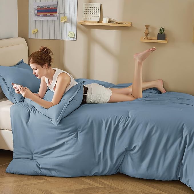 Litanika Grayish Blue Comforter Set Twin/Twin XL Size, 2 Pieces Lightweight Solid Bedding Comforter Set, All Season Fluffy Bed Set (66x90In Comforter & 1 Pillowcase)