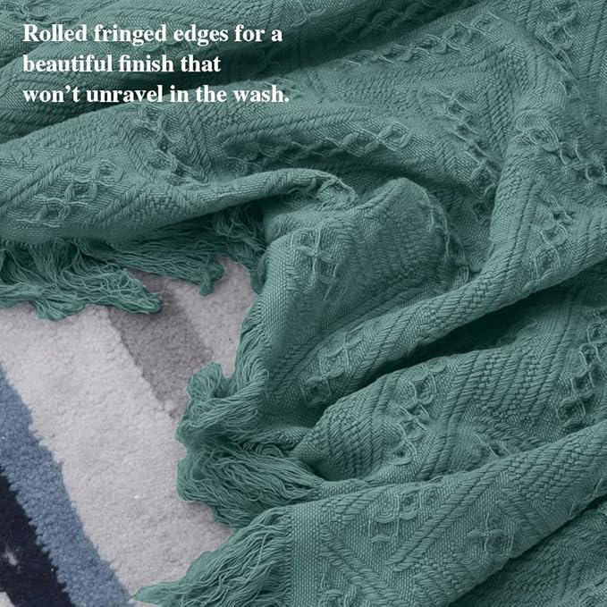 Simple&Opulence 100% Cotton Throw Blanket for Bed, Couch, Boho Luxury Geometric Knit Woven Blanket with Tassels Soft Lightweight Cozy Breathable, Vintage Farmhouse Decoration for All-Season(Green)