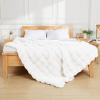 Latepis White Faux Fur Queen Blanket Cozy Bubble Soft Fuzzy Thick Living Room Blankets for Bed Sofa Bedroom Plush Fluffy Warm Blankets for All Seasons Luxury Throw Blanket 90x90 Inch, 860gsm