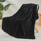 NEWCOSPLAY Faux Fur Twin Blanket Black Bubble Blanket Thick Warm Soft for Couch Sofa Bed 550GSM (Black, Twin(60"x80"))