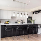 Lighting Contemporary Brushed Nickel Linear Chandelier Pendant Light 5 Lights Clear Seeded Glass Farmhouse Pendant Lighting Modern Dining Room Light Fixture for Living Room Kitchen Island