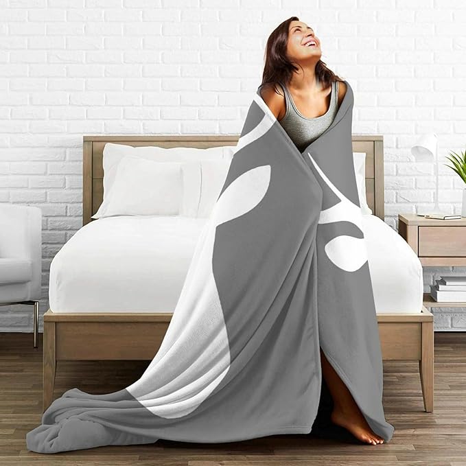 HGOD DESIGNS Deer Flannel Fleece Bed Blanket 40 x 50 inch Woodland Deer Head Throw Blanket Lightweight Cozy Plush Blanket for Bedroom Living Rooms Sofa Couch