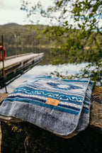 Off the Grid Inca Aztec Throw Blanket | Southwest Indian Navajo Boho Style | Native Woven Western Cover for Camping, Bedding, Couch (King, Condor Gray)