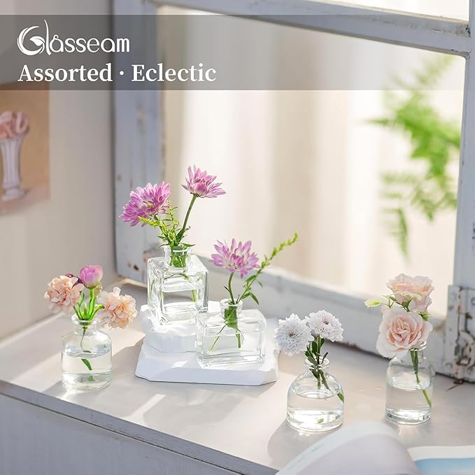 Glasseam Mini Glass Bud Vases: Small Clear Vases for Centerpieces Cute Tiny Flower Vase Set of 5 for Flowers Modern Centerpiece Decor for Wedding Party Dining Room Decoration