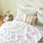 NEWCOSPLAY Super Soft Queen Blanket White Premium Silky Flannel Fleece 3D Ribbed Jacquard Lightweight Bed Blanket All Season Use (White Ribbed, Queen(90"x90"))