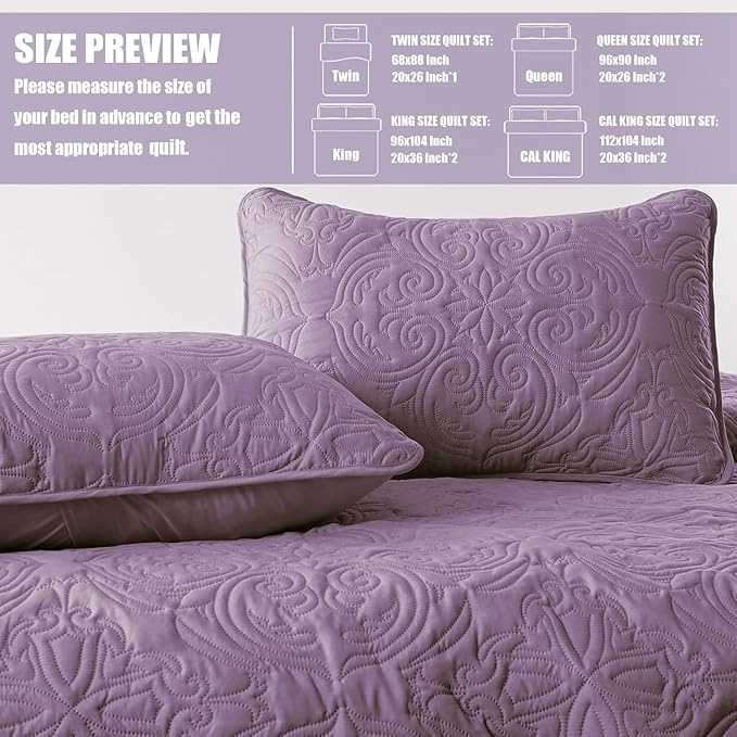 Exclusivo Mezcla Quilt Set Oversized King Size with 2 Pillow Shams, Lightweight Dusty Lavender Quilts with Vintage Damask Pattern, Soft Cal King Bedspreads Coverlets Bedding Set for All Seasons