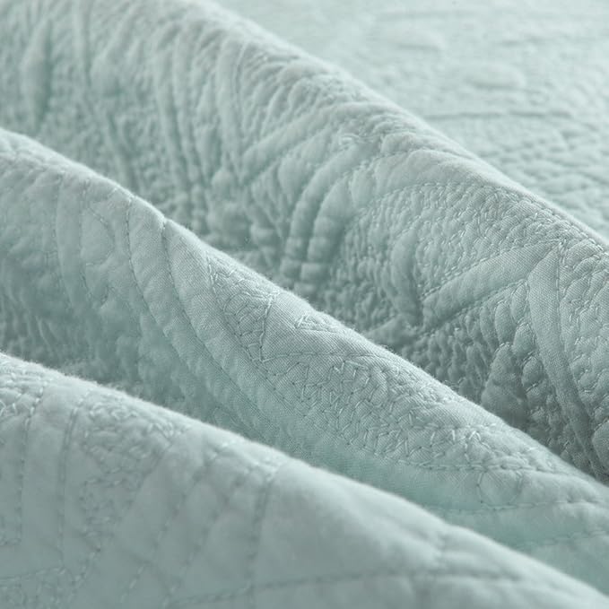 Calla Angel Sage Garden Luxury Pure Cotton Quilt, King, Light Aqua