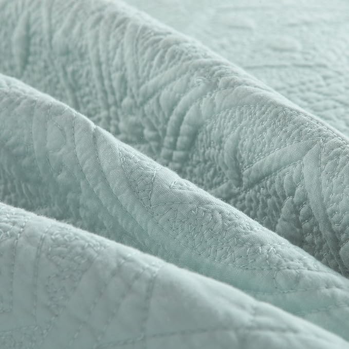 Calla Angel Sage Garden Luxury Pure Cotton Quilt, Queen, Light Aqua