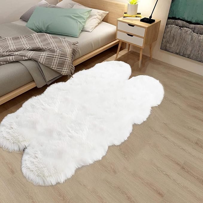 Latepis Sheepskin Rug 4X6 White Faux Fur Rug for Bedroom Bedside Fluffy Rugs for Living Room Fuzzy Plush Soft Rugs Luxury Home Decor