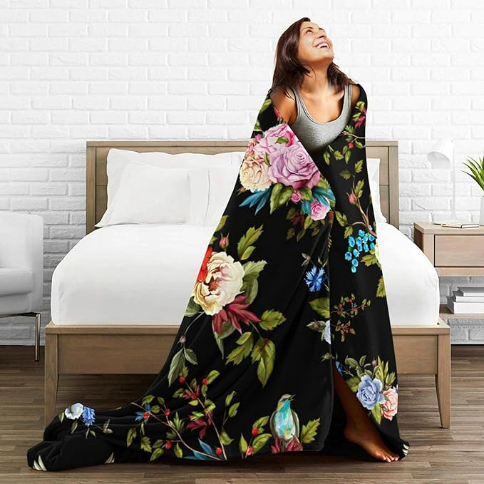 HGOD DESIGNS Wild Flowers Blanket for Women, Lightweight Soft Fleece Flannel Throw Blanket Peony Roses Sofa Couch Living Room 50x60 Inch