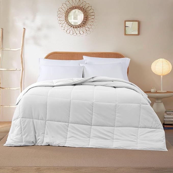 Modern Threads Down Alternative Reversible Comforter White/White Twin