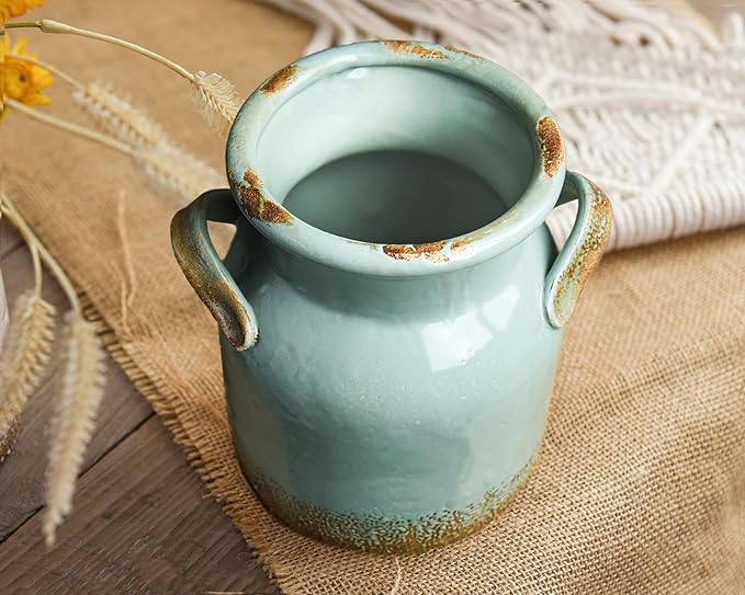 Quoowiit Ceramic Rustic Farmhouse Vase, Distressed Decorative Flower Vases for Home Decor, Ideal Shelf Decor, Green Boho Vase for Living Room Bedroom Kitchen Office Centerpiece Table Decorations